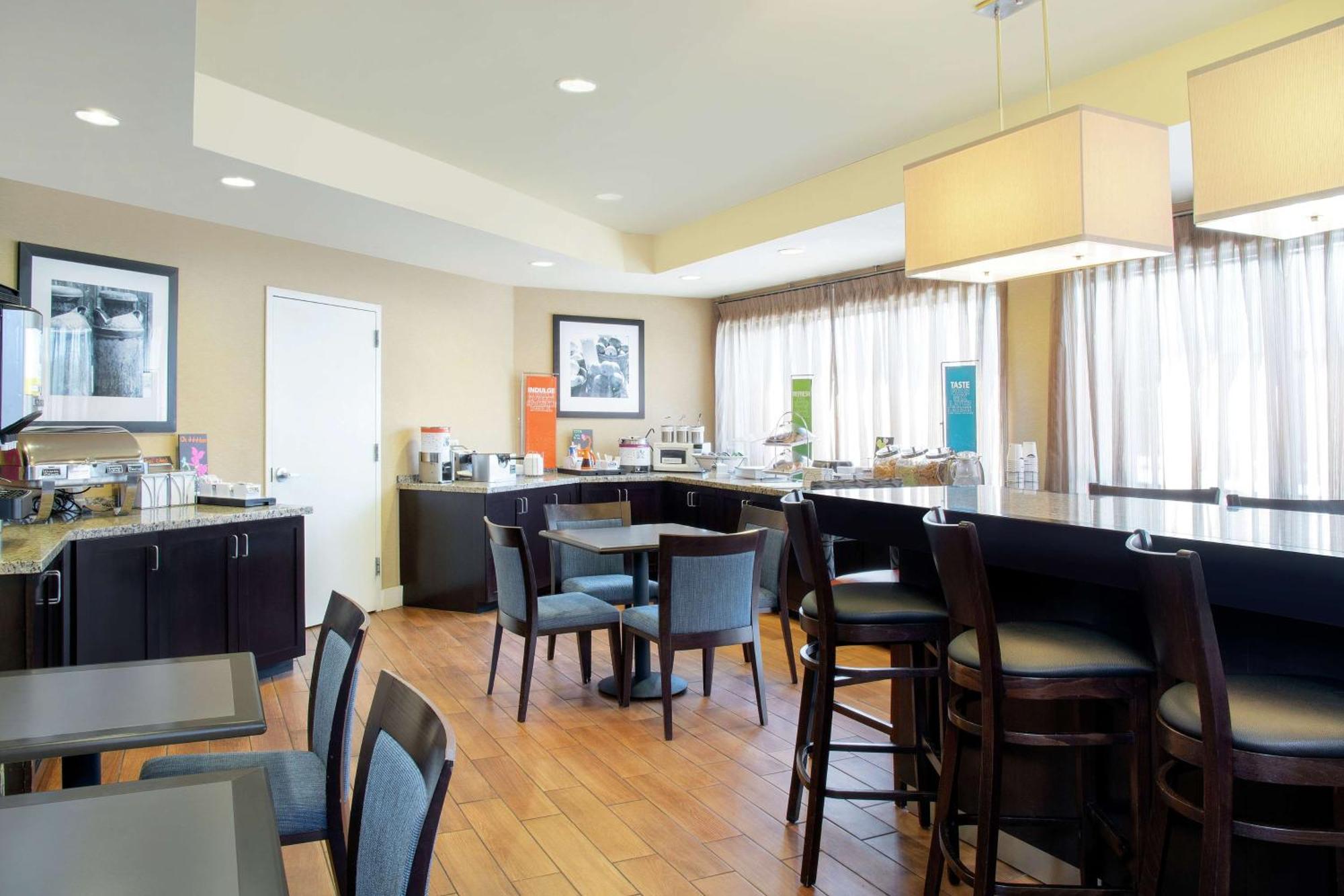 Hampton Inn Merrillville Kültér fotó