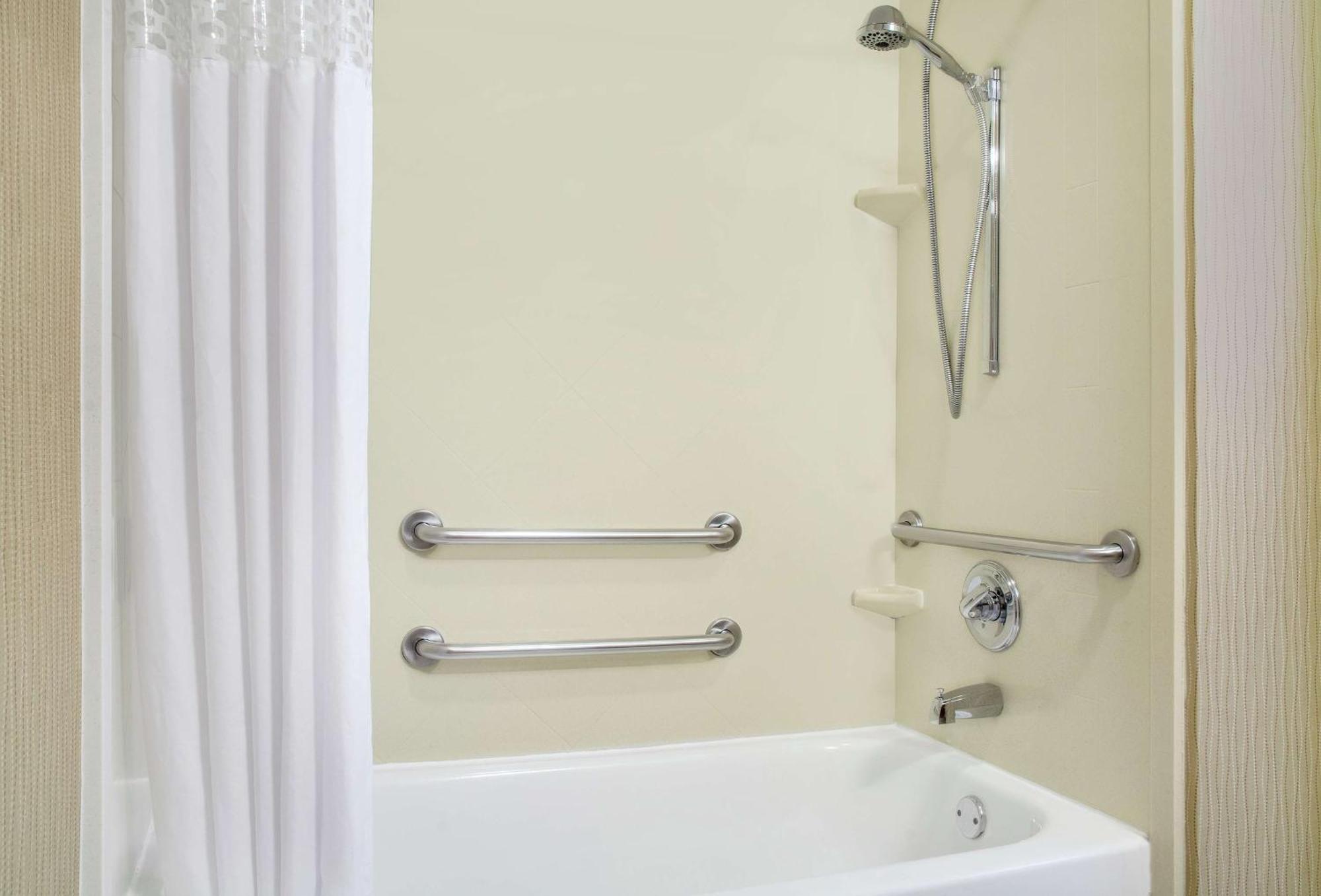 Hampton Inn Merrillville Kültér fotó